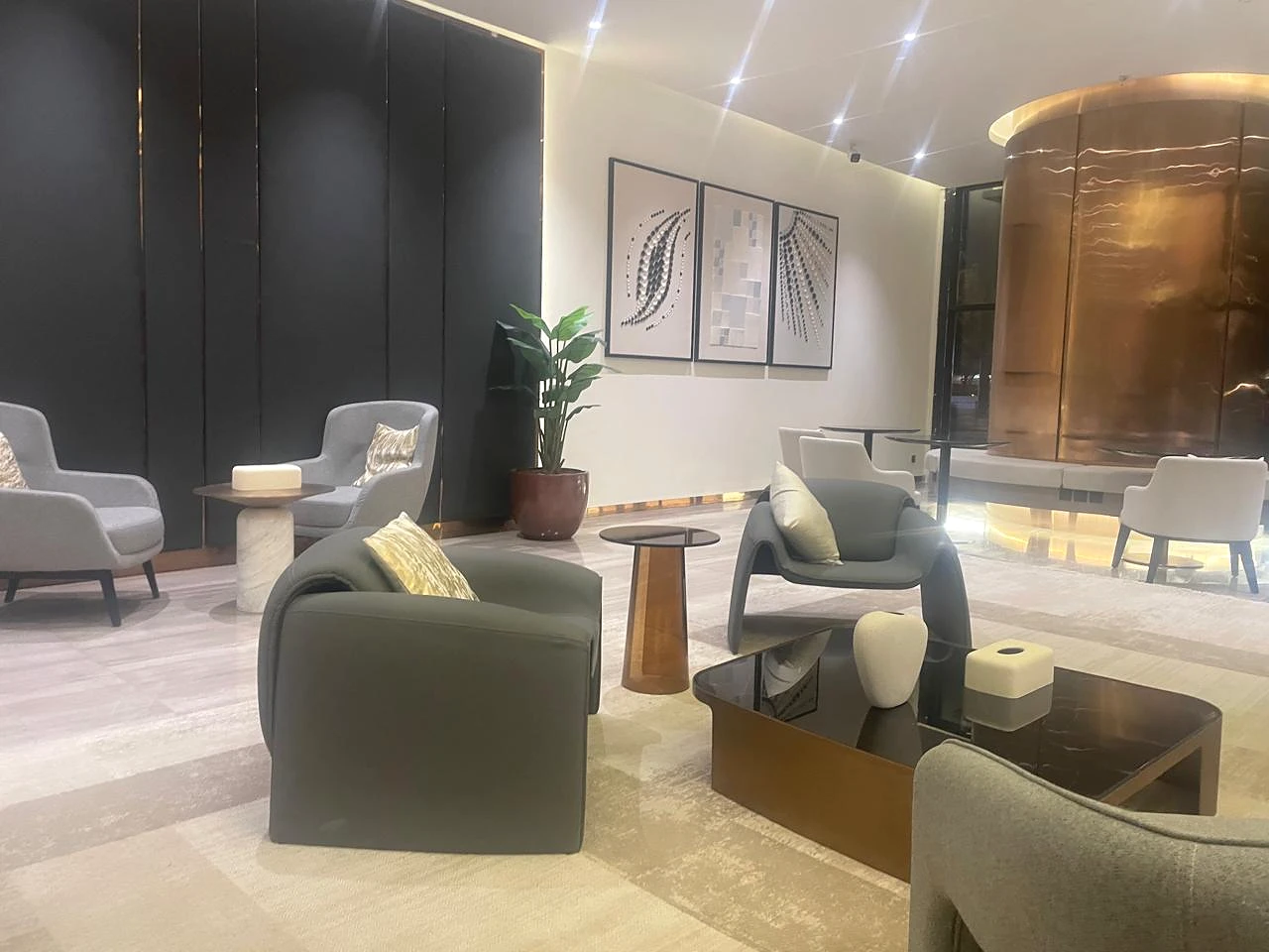 Motoon Tower — Main Lobby — 7